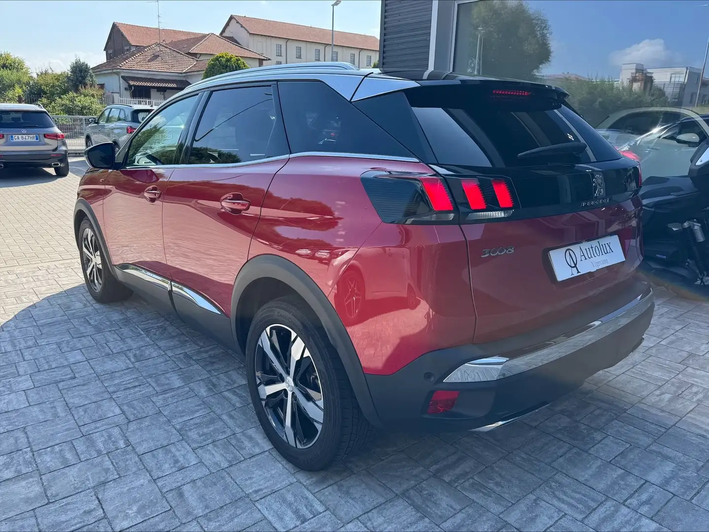 Peugeot 3008 3008 II 2016 2.0 bluehdi GT s Rosso - 2