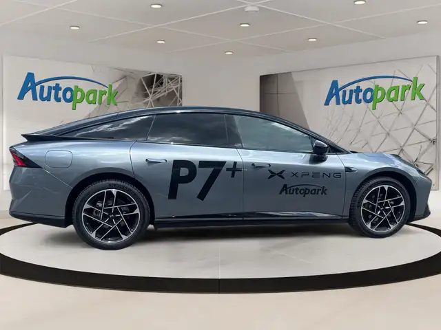 Xpeng P7 + Ansicht 5
