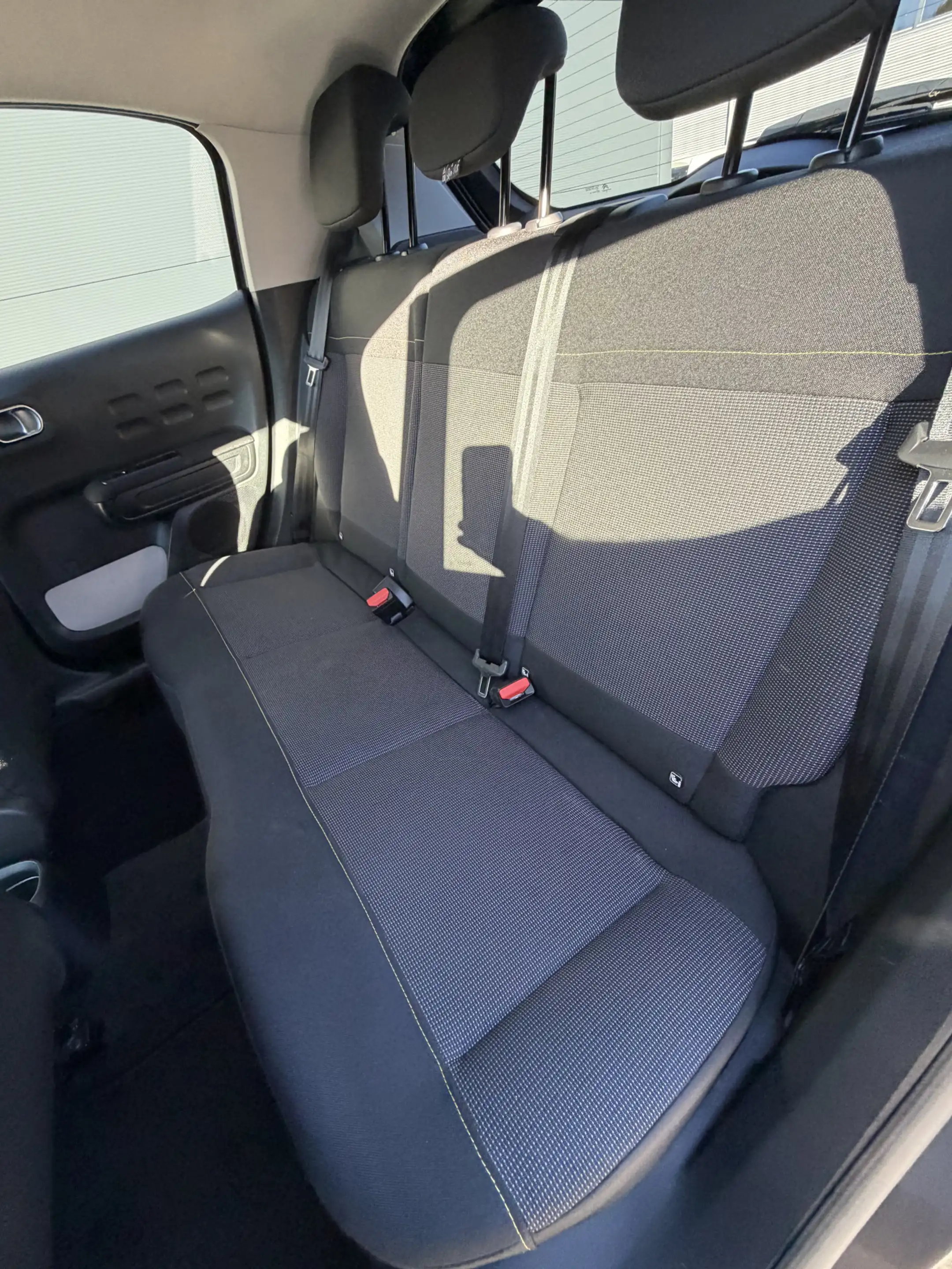 Citroen C3 110pk Shine (Camera - Keyless Entry - LED - Automa — photo 13