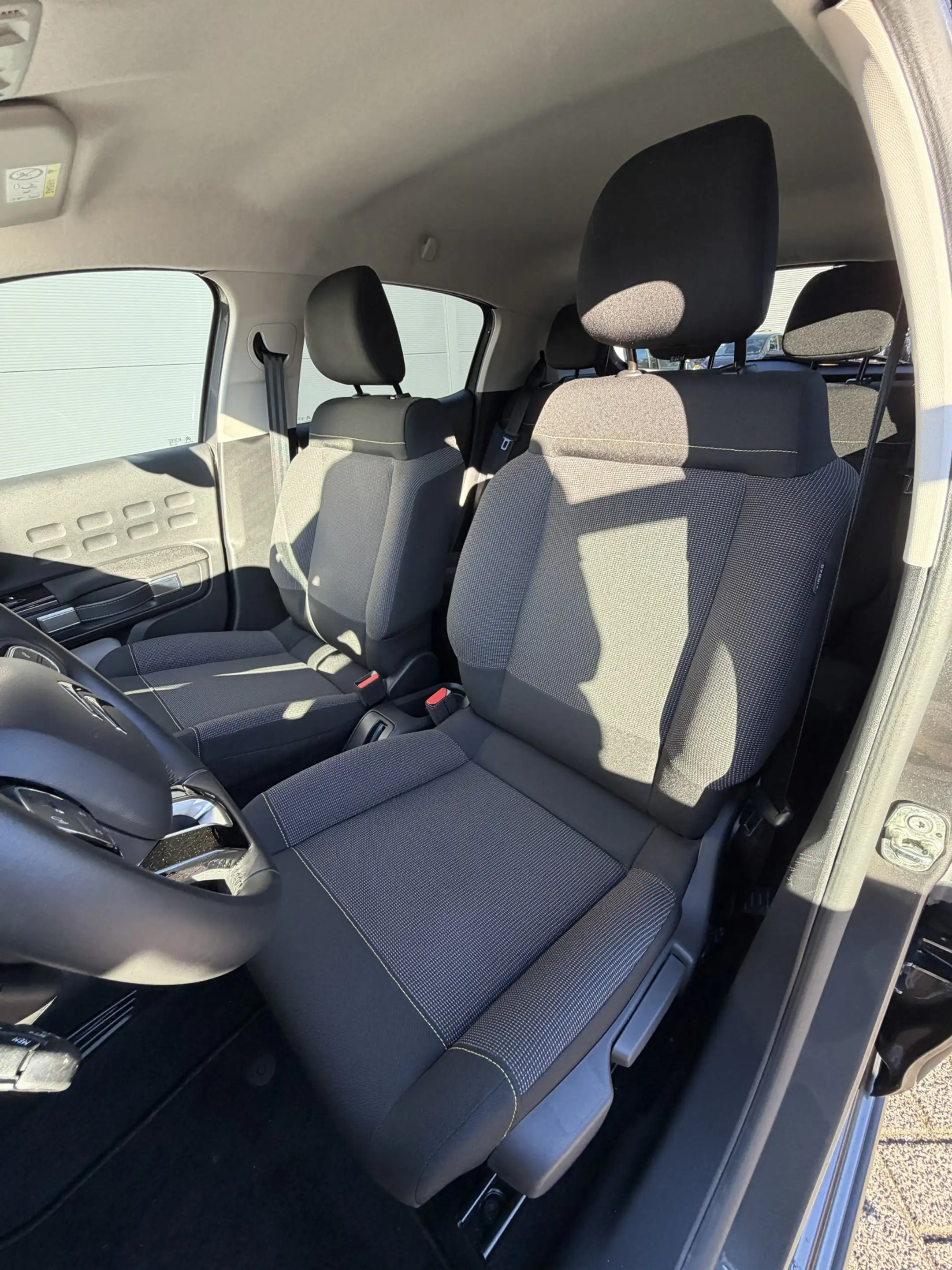 Citroen C3 110pk Shine (Camera - Keyless Entry - LED - Automa — photo 12