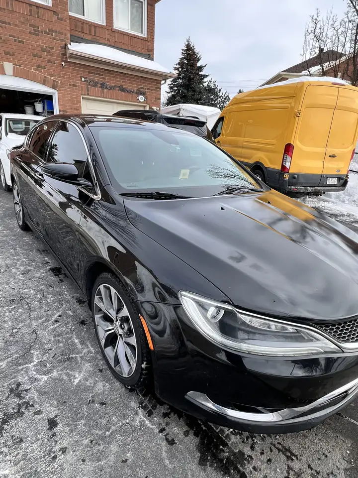 Chrysler 200 снимка Chrysler 200