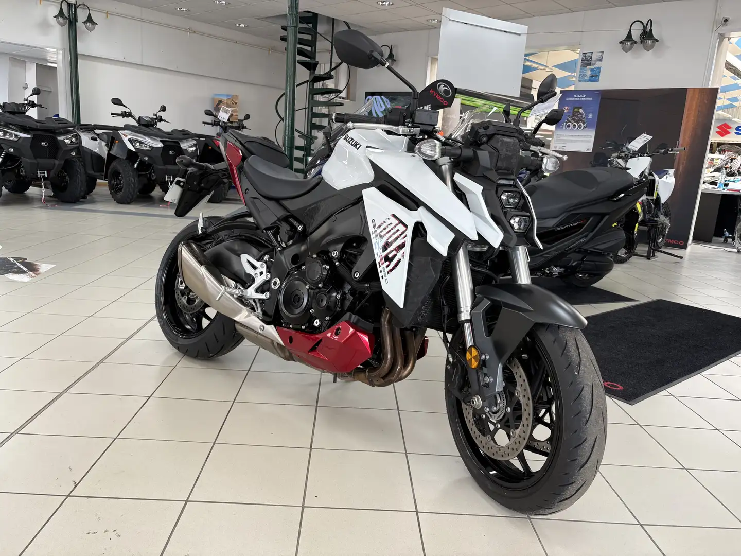 Suzuki GSX-S 950 - 1