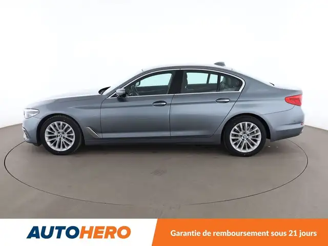 BMW 5 Series view 3