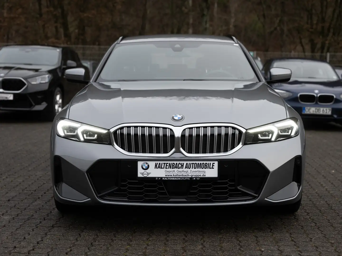 BMW 330 i Touring xDrive M-Sport LED ACC NAVI Gris - 2
