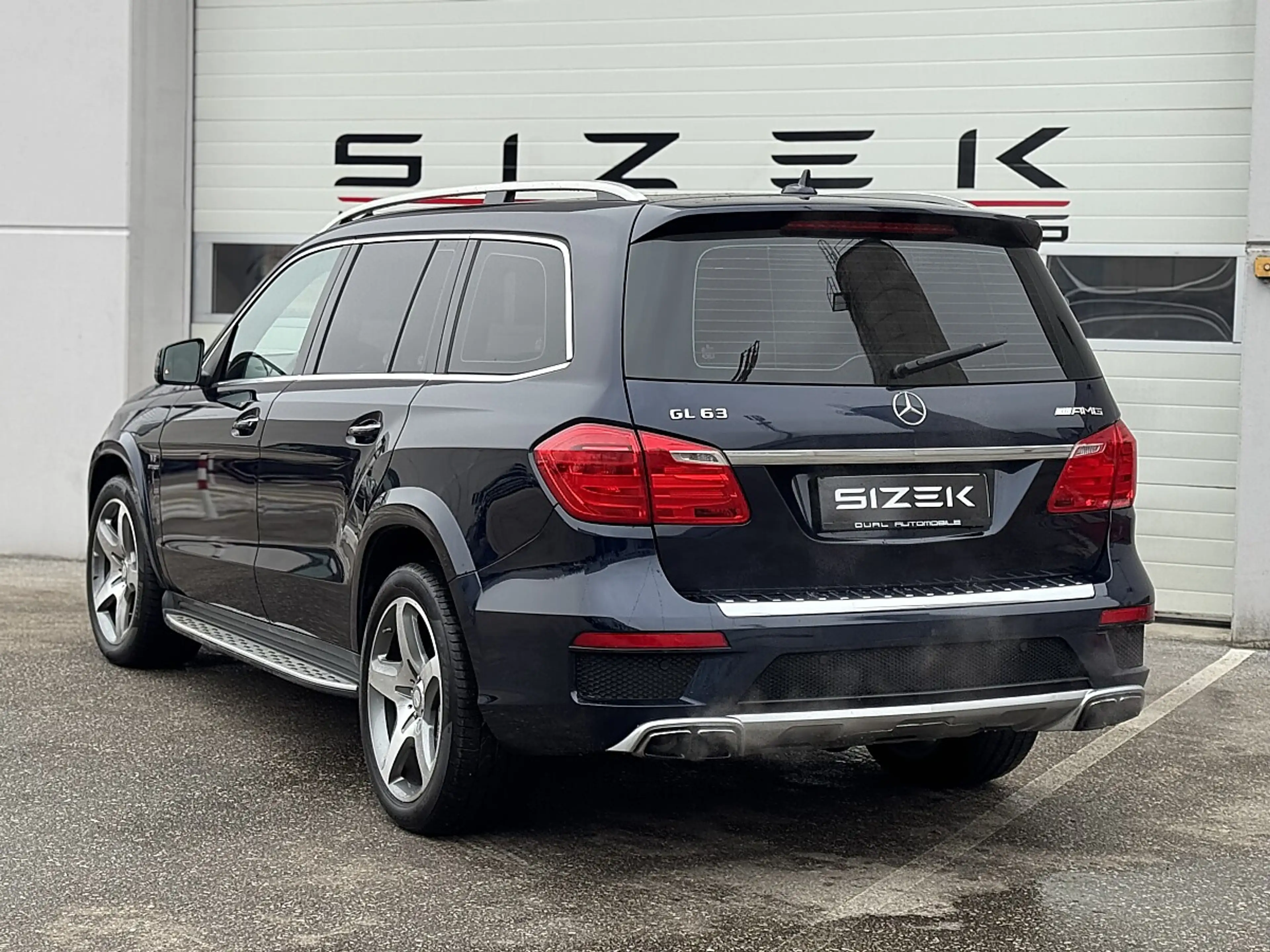 Mercedes-Benz GL 63 AMG 4MATIC Aut.|7SITZER|PANO|STNDHZG|NIGHT-VISION — photo 3