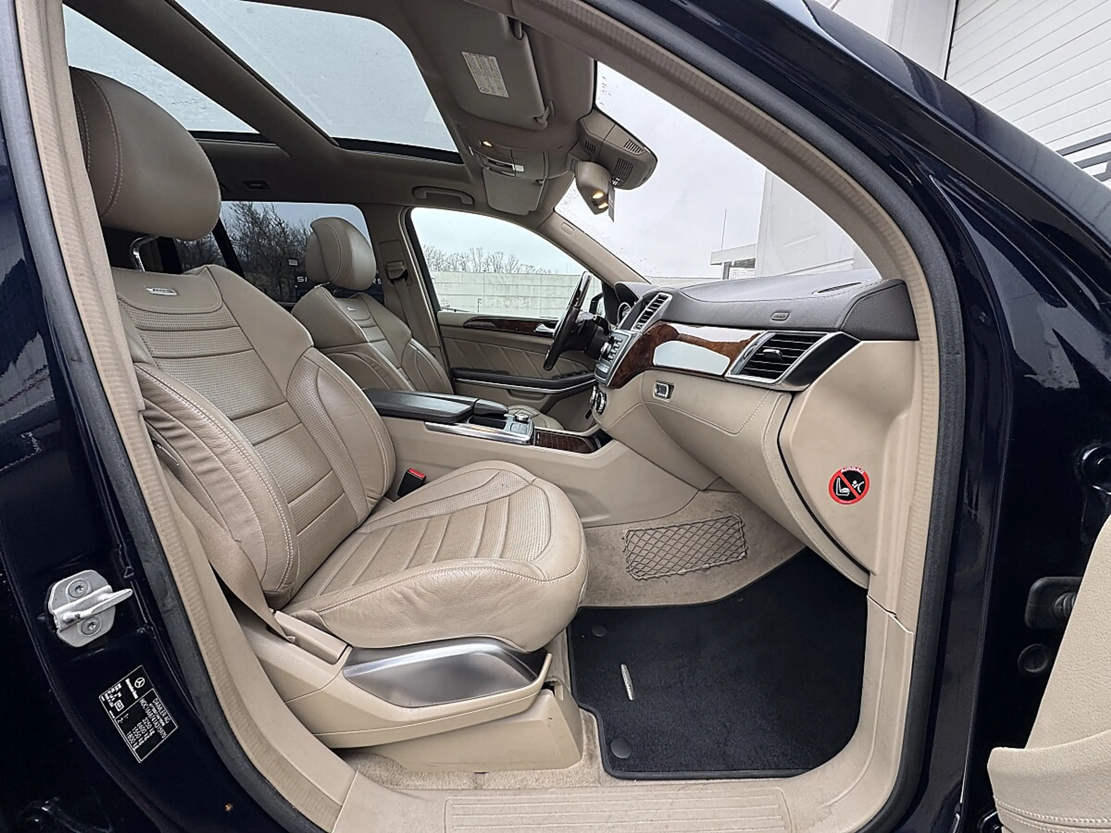 Mercedes-Benz GL 63 AMG 4MATIC Aut.|7SITZER|PANO|STNDHZG|NIGHT-VISION — photo 12