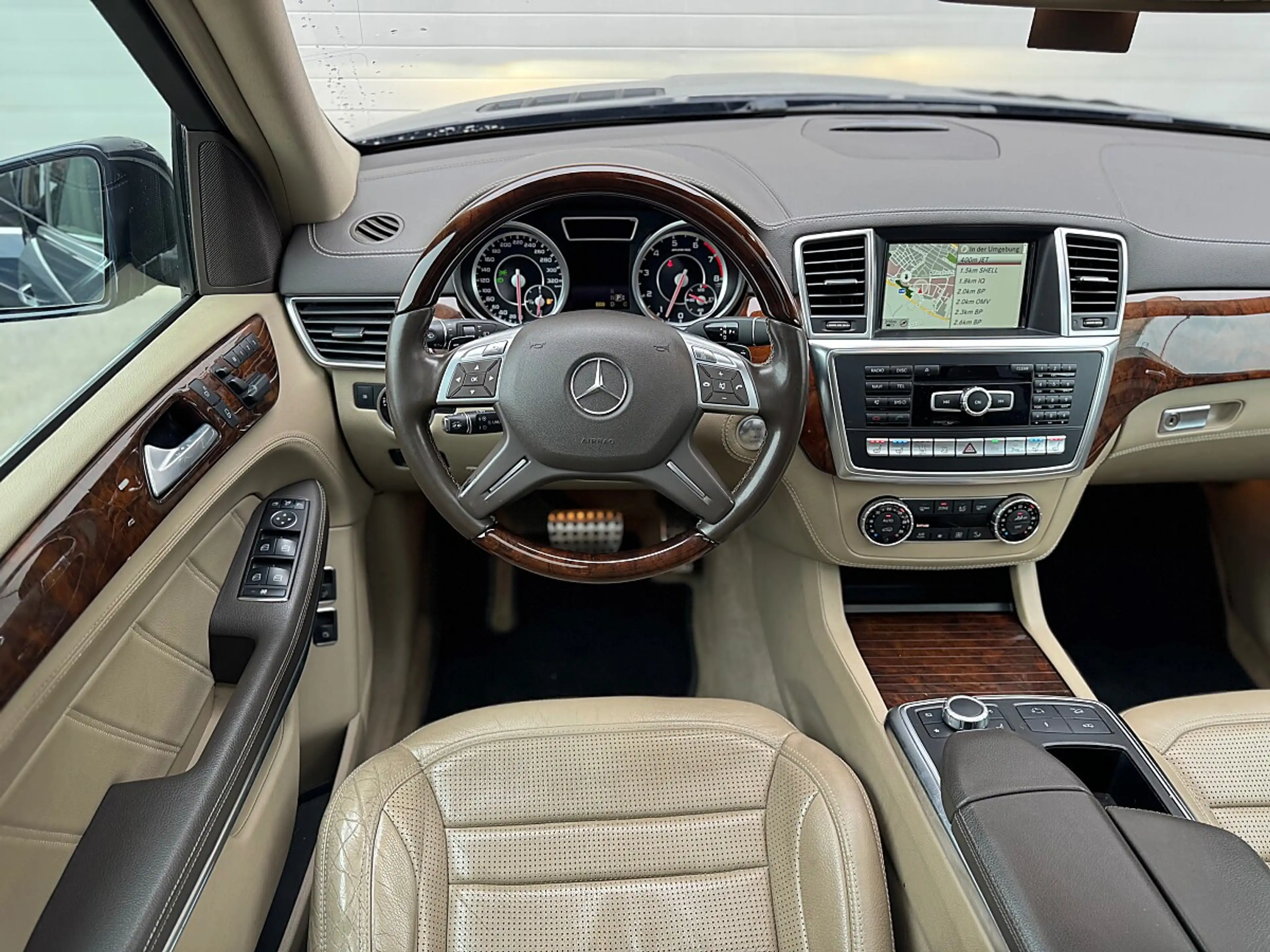Mercedes-Benz GL 63 AMG 4MATIC Aut.|7SITZER|PANO|STNDHZG|NIGHT-VISION — photo 9