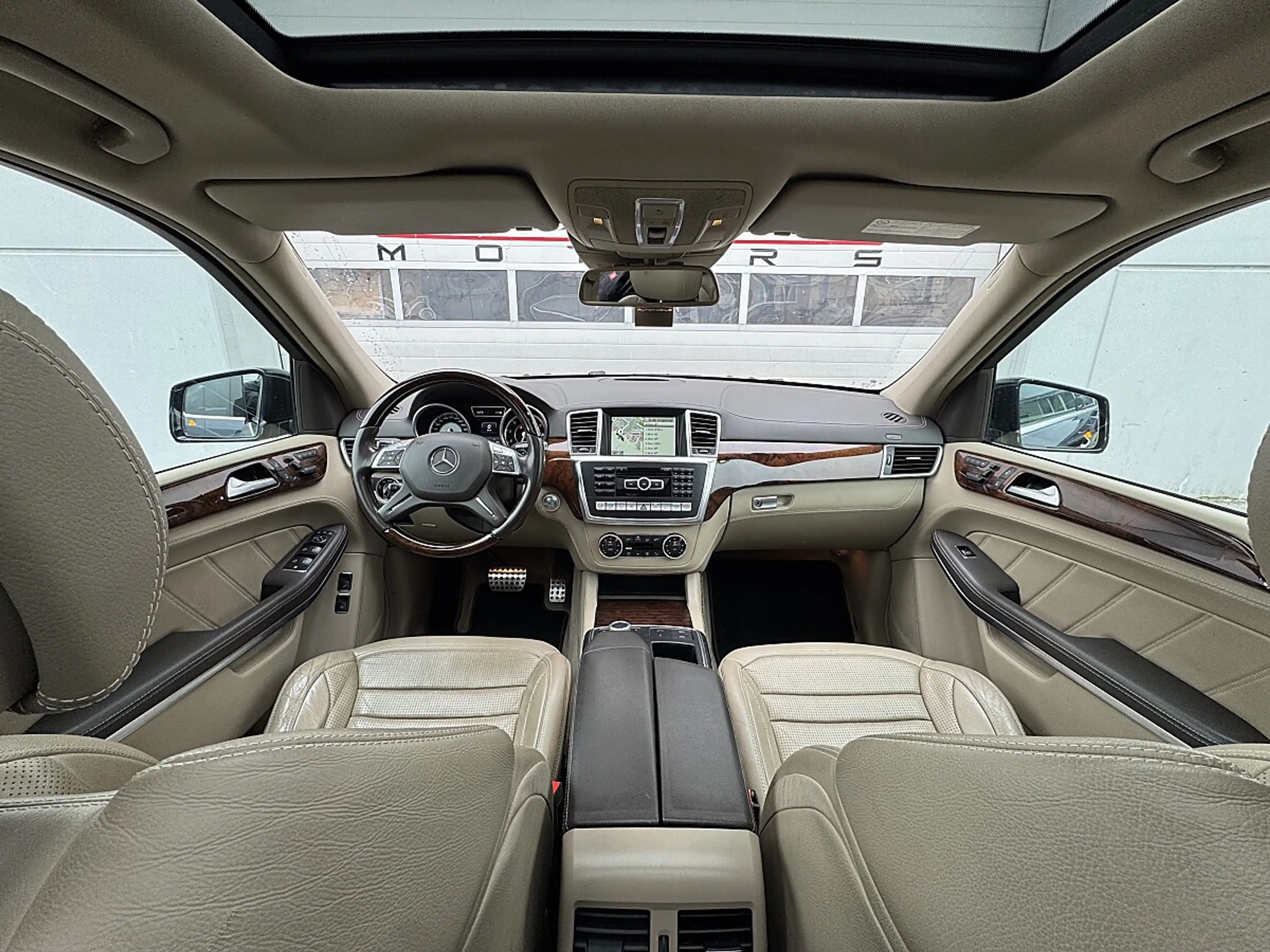 Mercedes-Benz GL 63 AMG 4MATIC Aut.|7SITZER|PANO|STNDHZG|NIGHT-VISION — photo 10