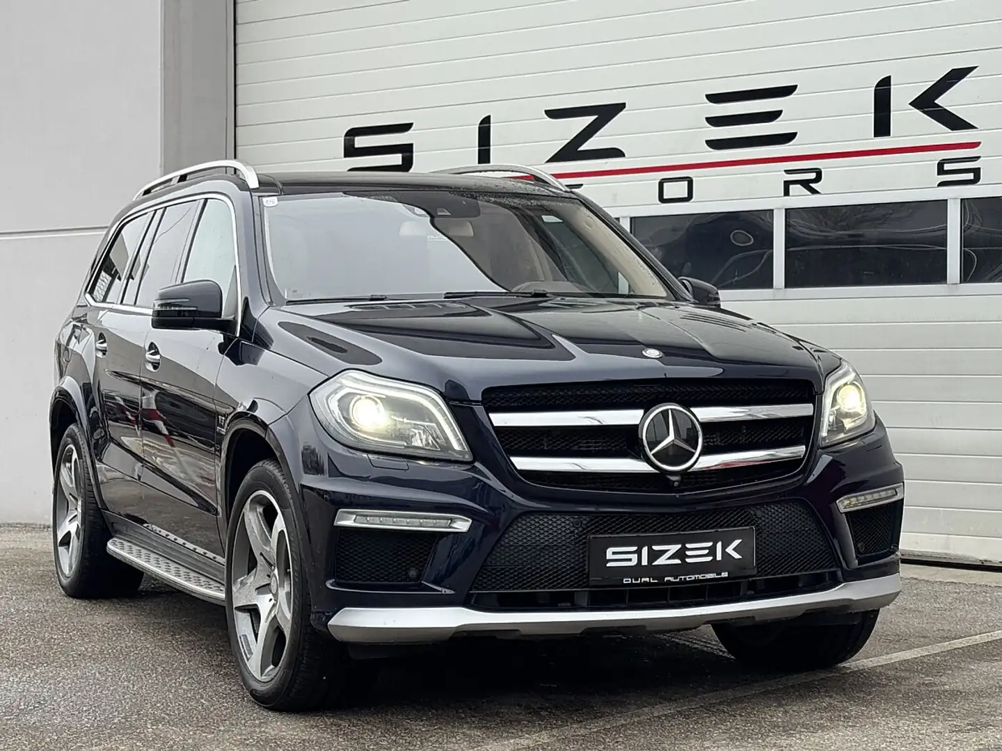 Mercedes-Benz GL 63 AMG 4MATIC Aut.|7SITZER|PANO|STNDHZG|NIGHT-VISION Blau - 2