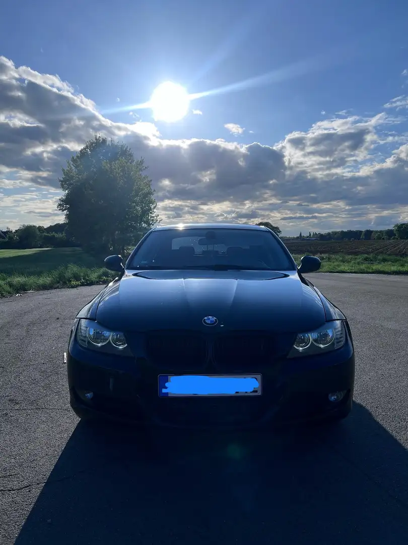 BMW 330 330d xDrive LCI – Keyless Go - Carplay - 1