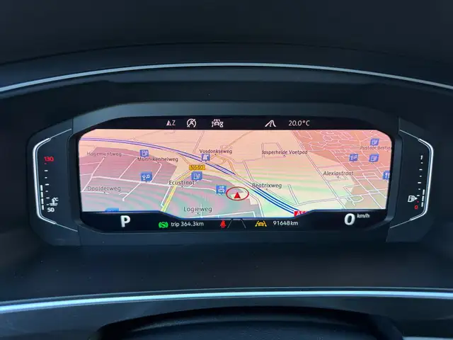 Volkswagen Tiguan view 19