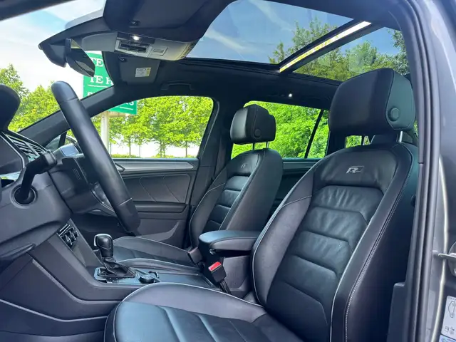 Volkswagen Tiguan view 11