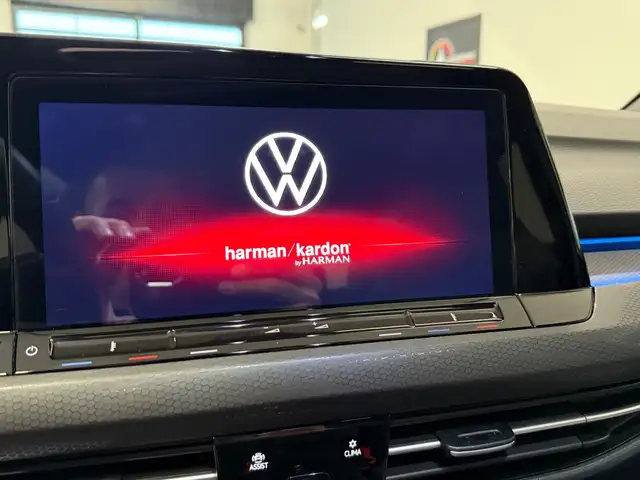 Volkswagen Golf view 8