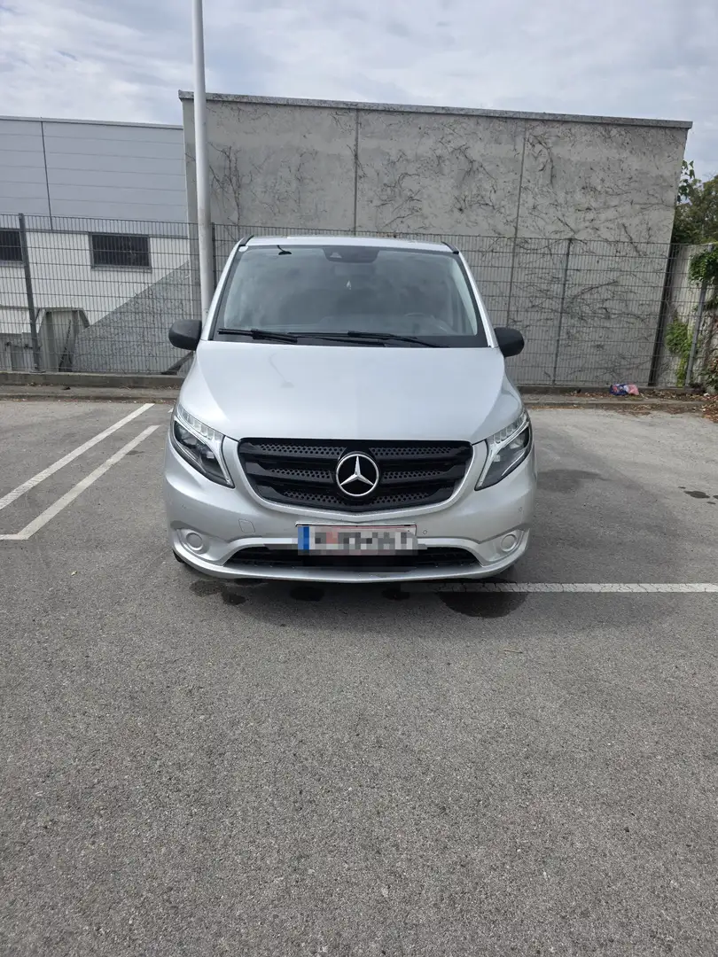 Mercedes-Benz V Vito Tourer 116CDI Lang Grau - 1