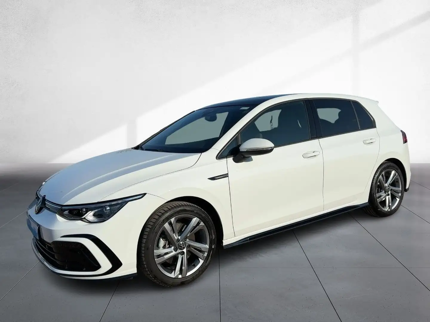 Volkswagen Golf VIII 2.0 TSI DSG AHZV LED Navi Wit - 2