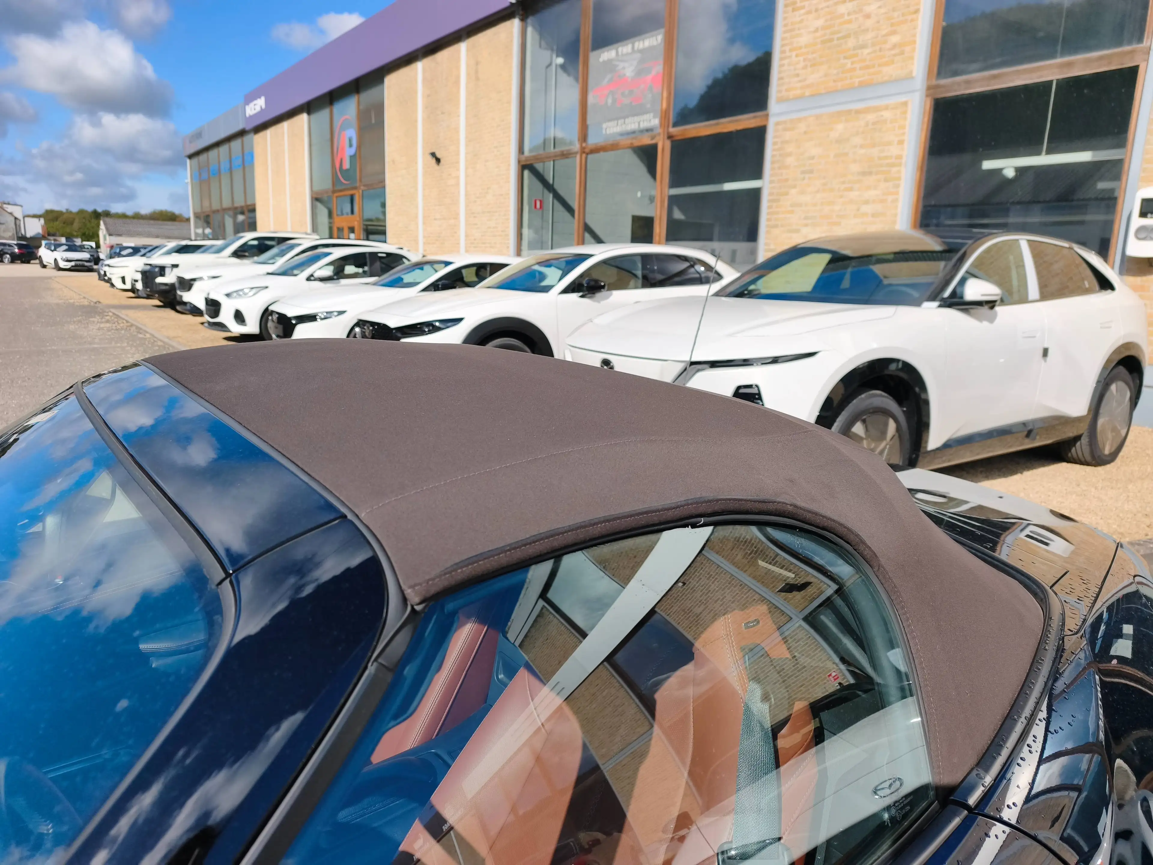 Mazda MX-5 1.5i Kazari *** GARANTIE *** Full Options — photo 8