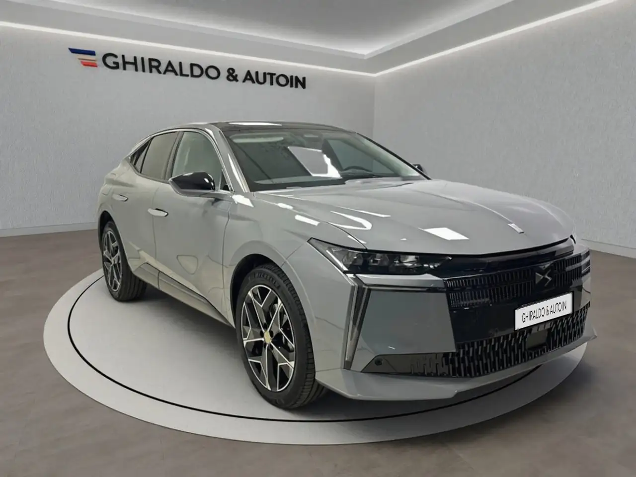DS Automobiles N°4 2025
