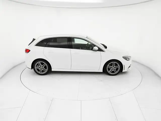 Mercedes-Benz B-Class view 5