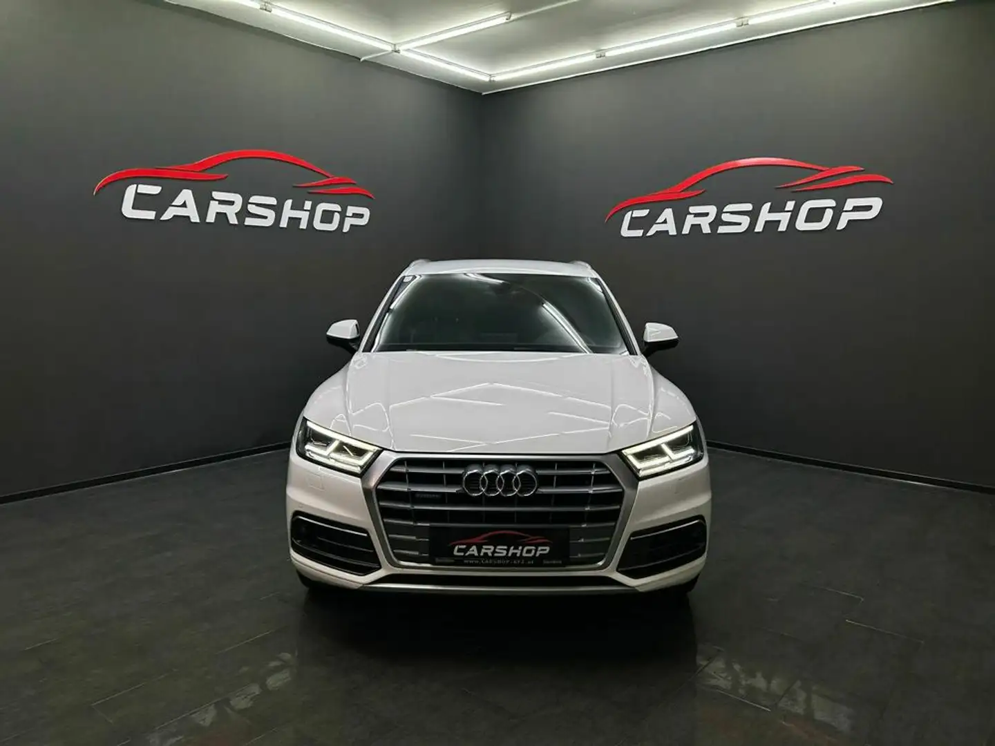 Audi Q5 quattro S-Line Weiß - 1