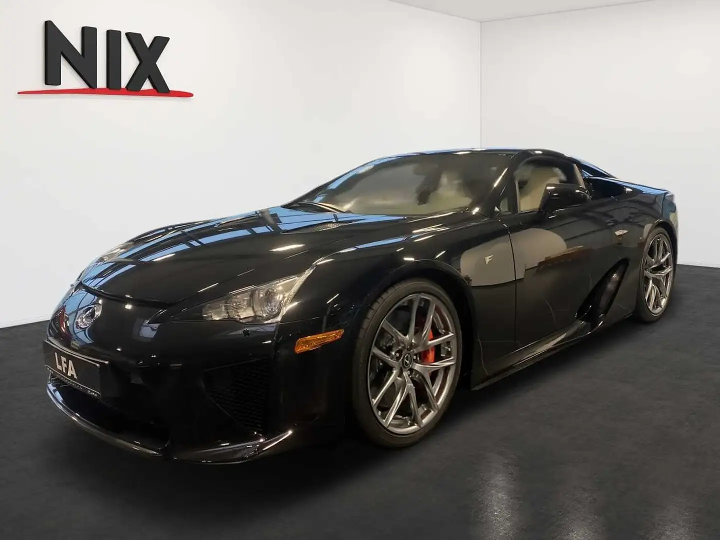 Lexus LFA 4.8 VVT-i V10 Schwarz - 1