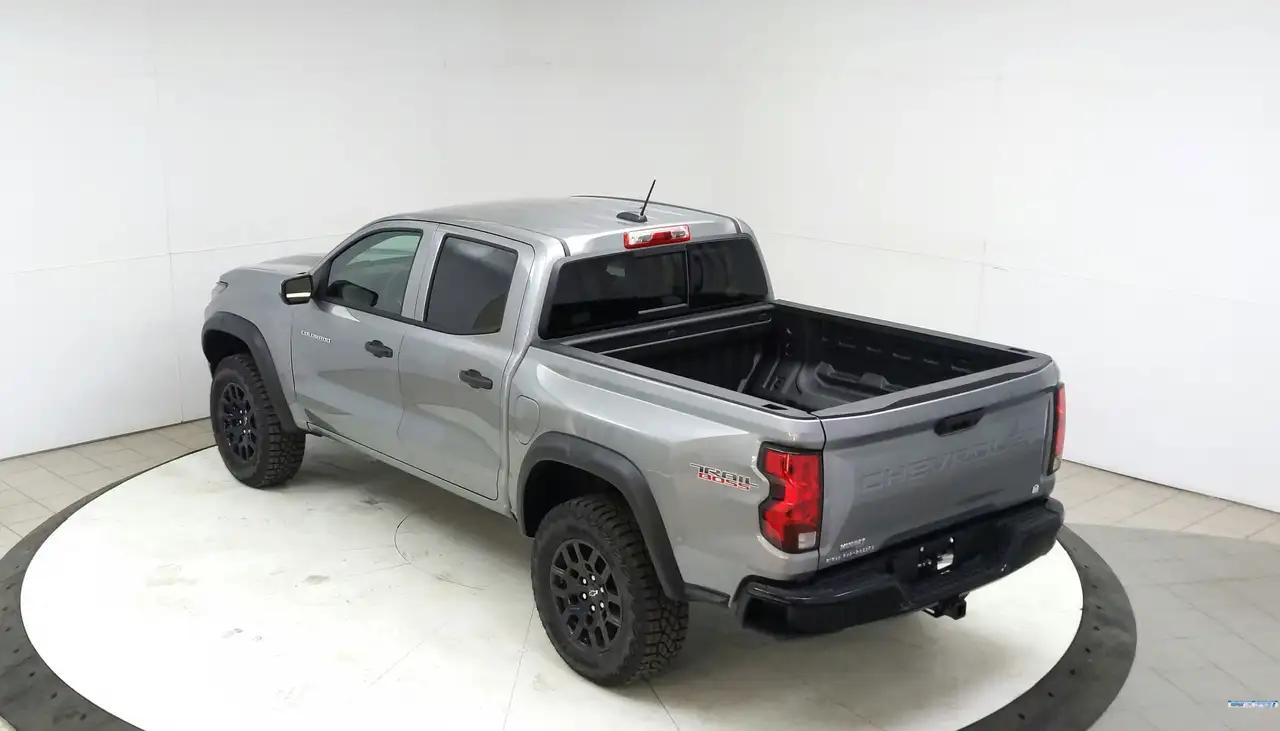 Chevrolet Colorado снимка Chevrolet Colorado