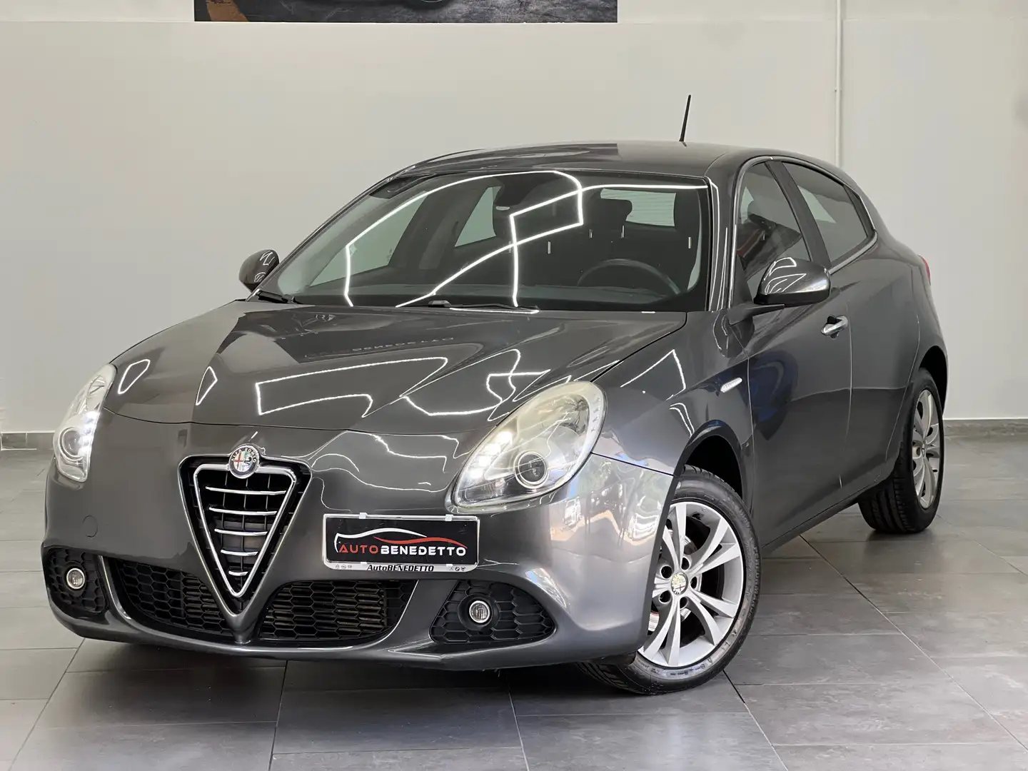 Alfa Romeo Giulietta Giulietta 1.6 jtdm(2) Distinctive - 1