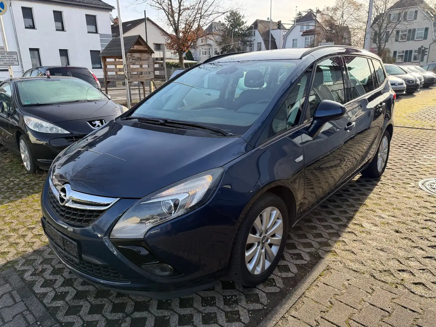 Opel Zafira Tourer Zafira C Tourer 1.4 Turbo 7-Sitzer Opel Gepflegt Blau - 2