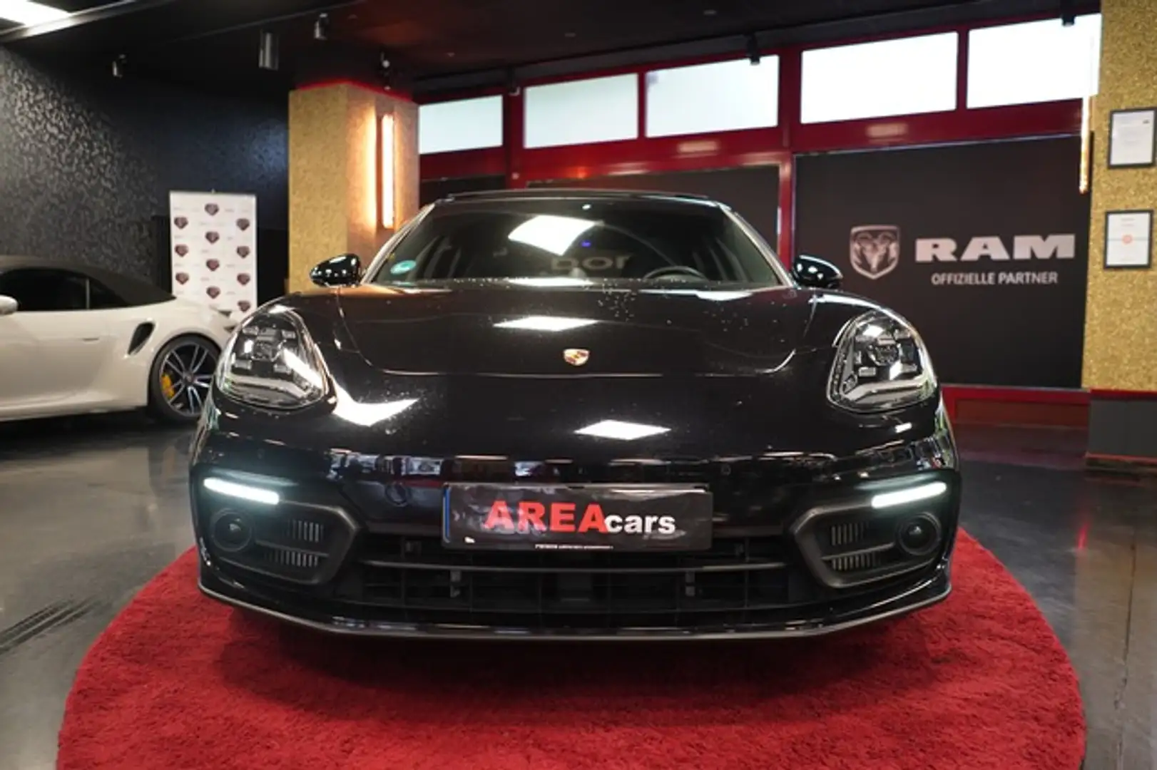 Porsche Panamera 4S E-Hybrid KEYL BOSE PANO SOFT CHRONO Fekete - 2