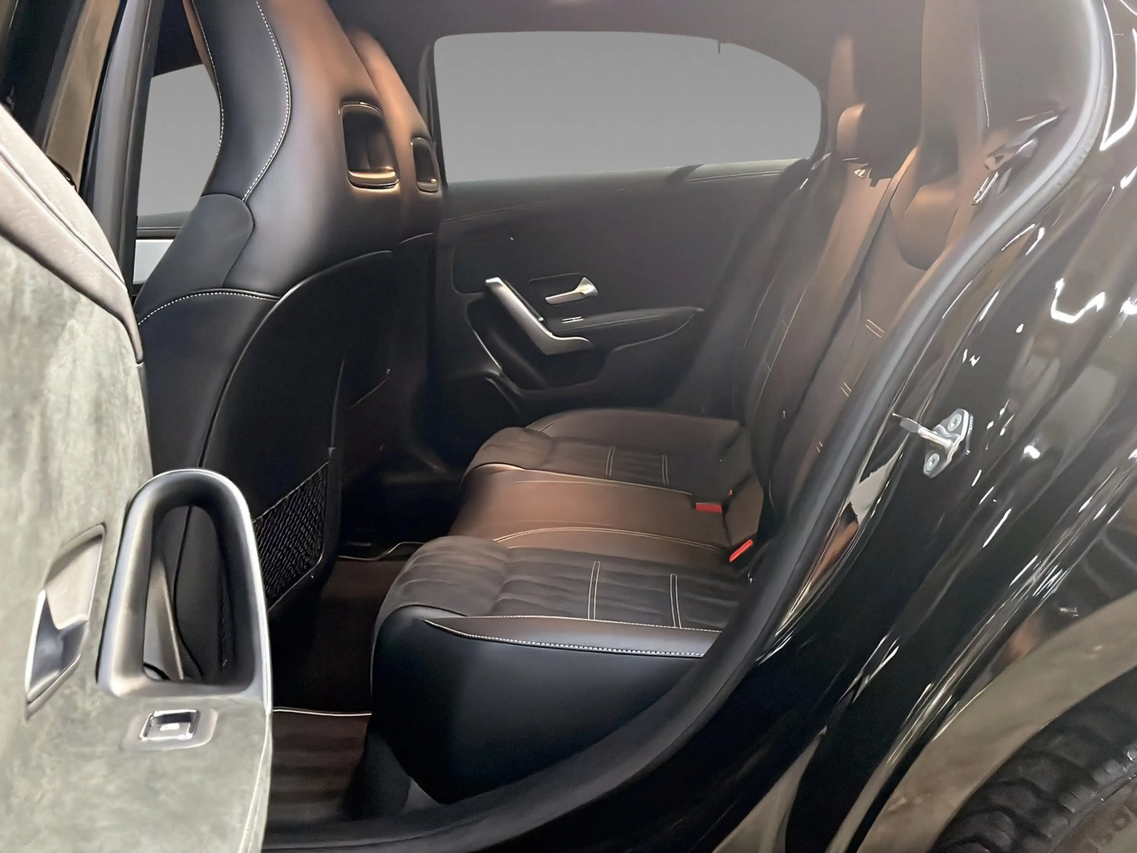 Mercedes-Benz A 250 e EDITION+AMG+MBUX+Kamera+CarPlay+Tempo+LED — photo 10