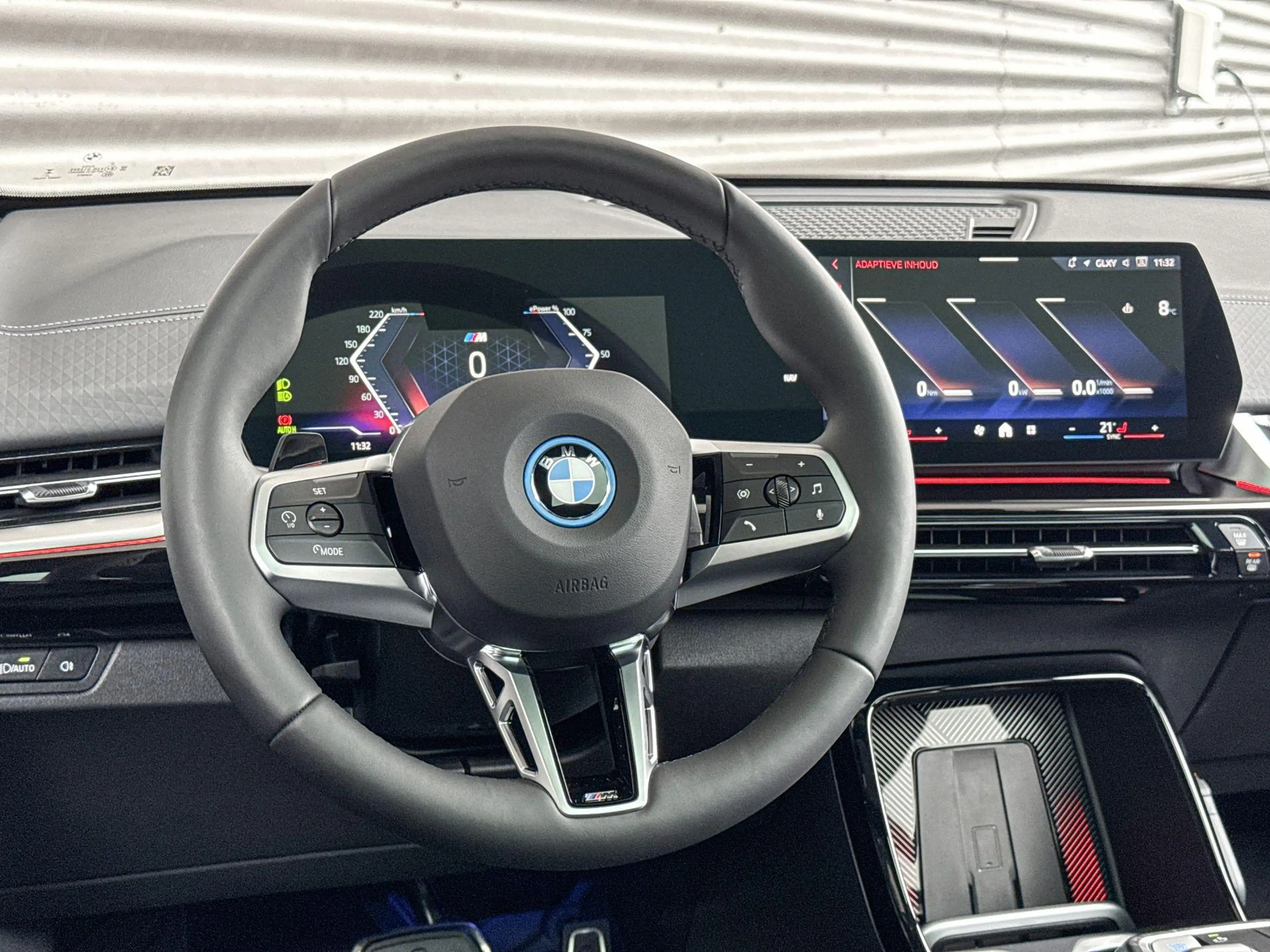 BMW iX2 eDrive20 — photo 14