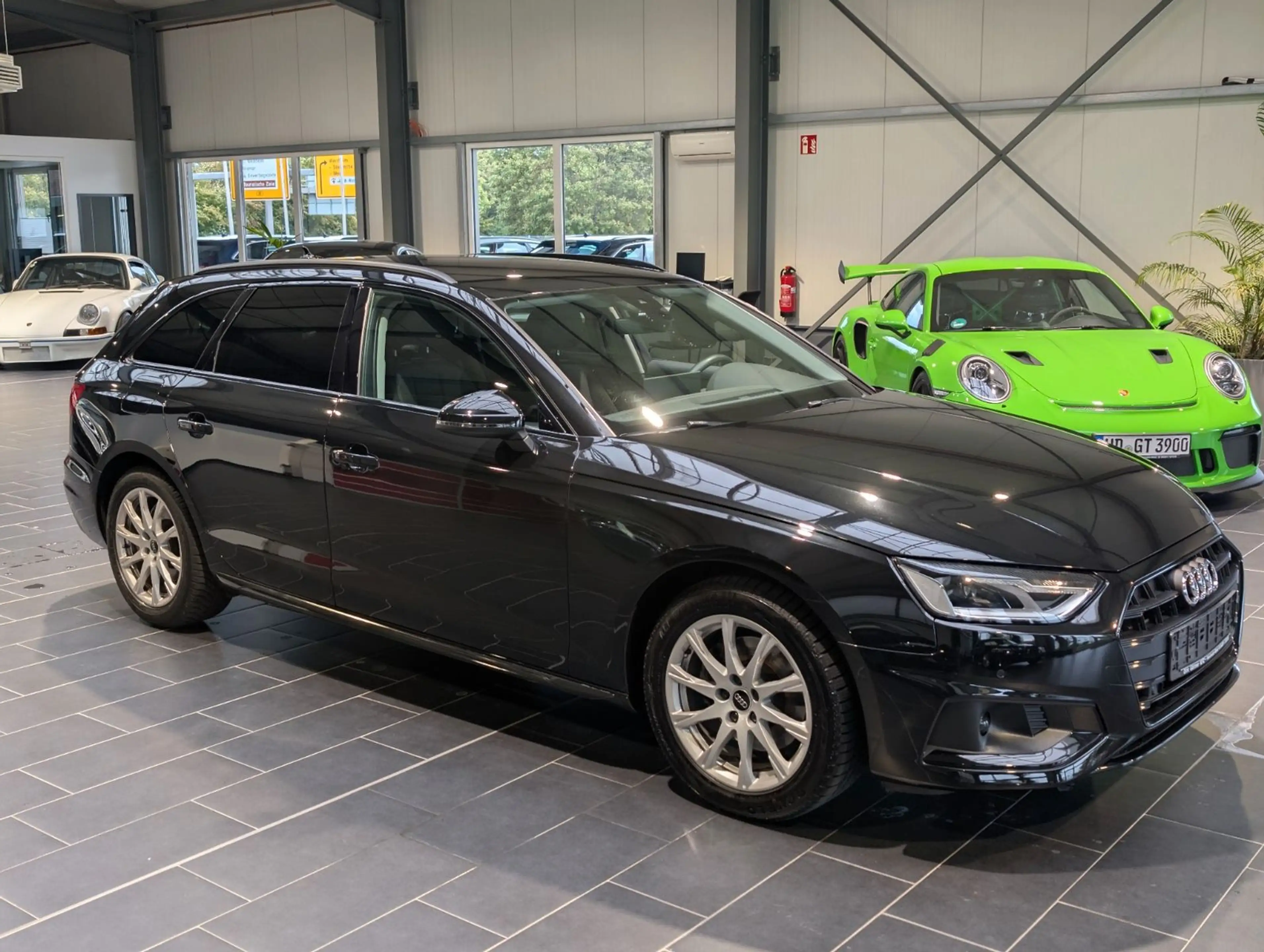 Audi A4 Avant 35 TFSI S tronic advanced 1.Hand — photo 5