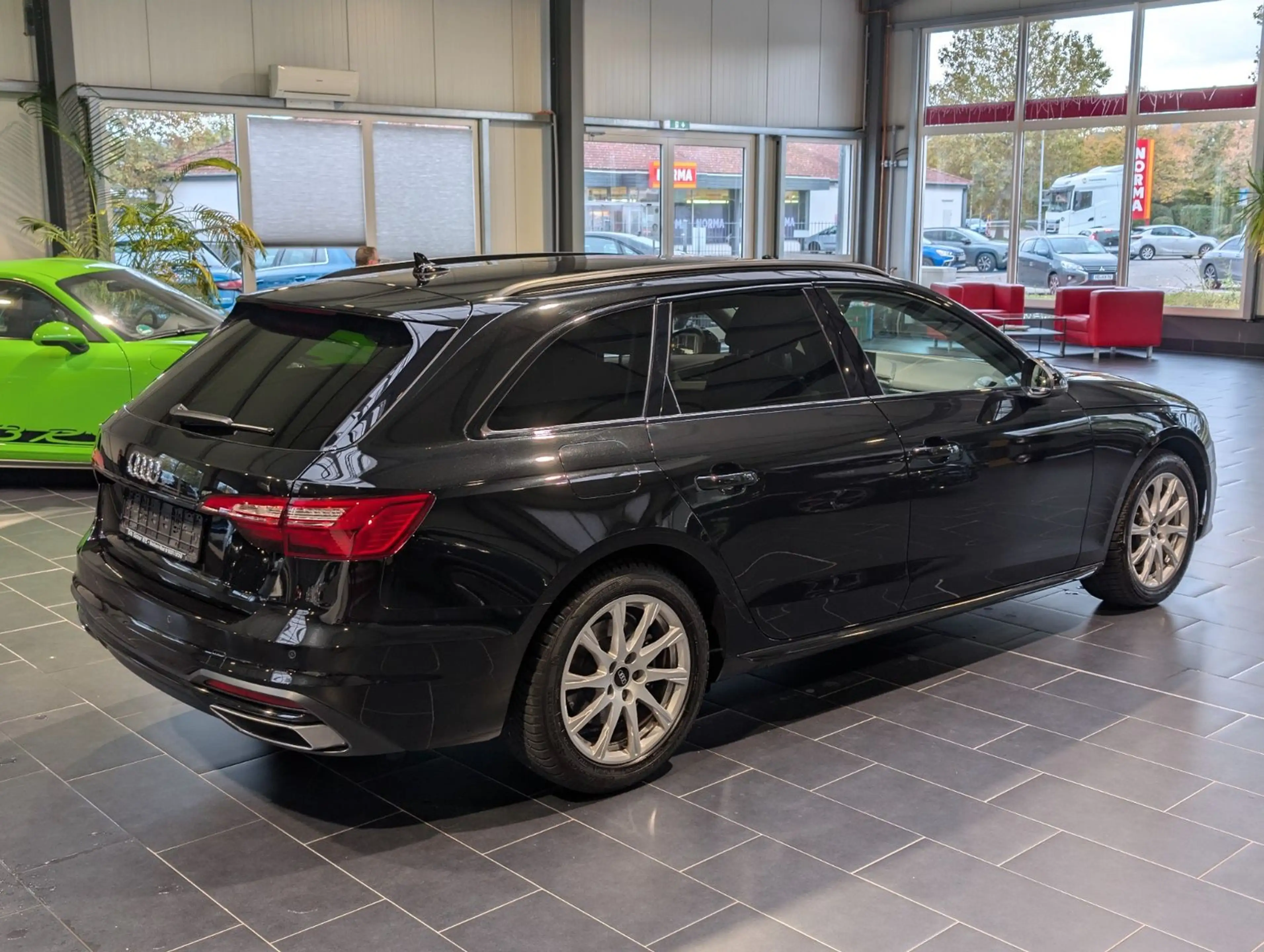 Audi A4 Avant 35 TFSI S tronic advanced 1.Hand — photo 6
