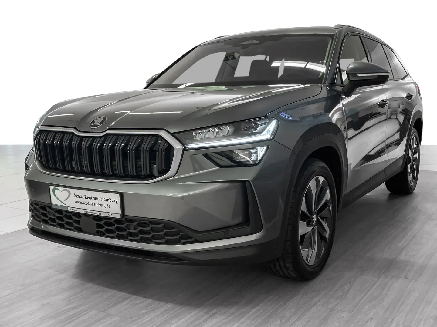 Skoda Kodiaq 2.0 Selection TDI DSG 4x4 Kamera AHK Sitz Grau - 2