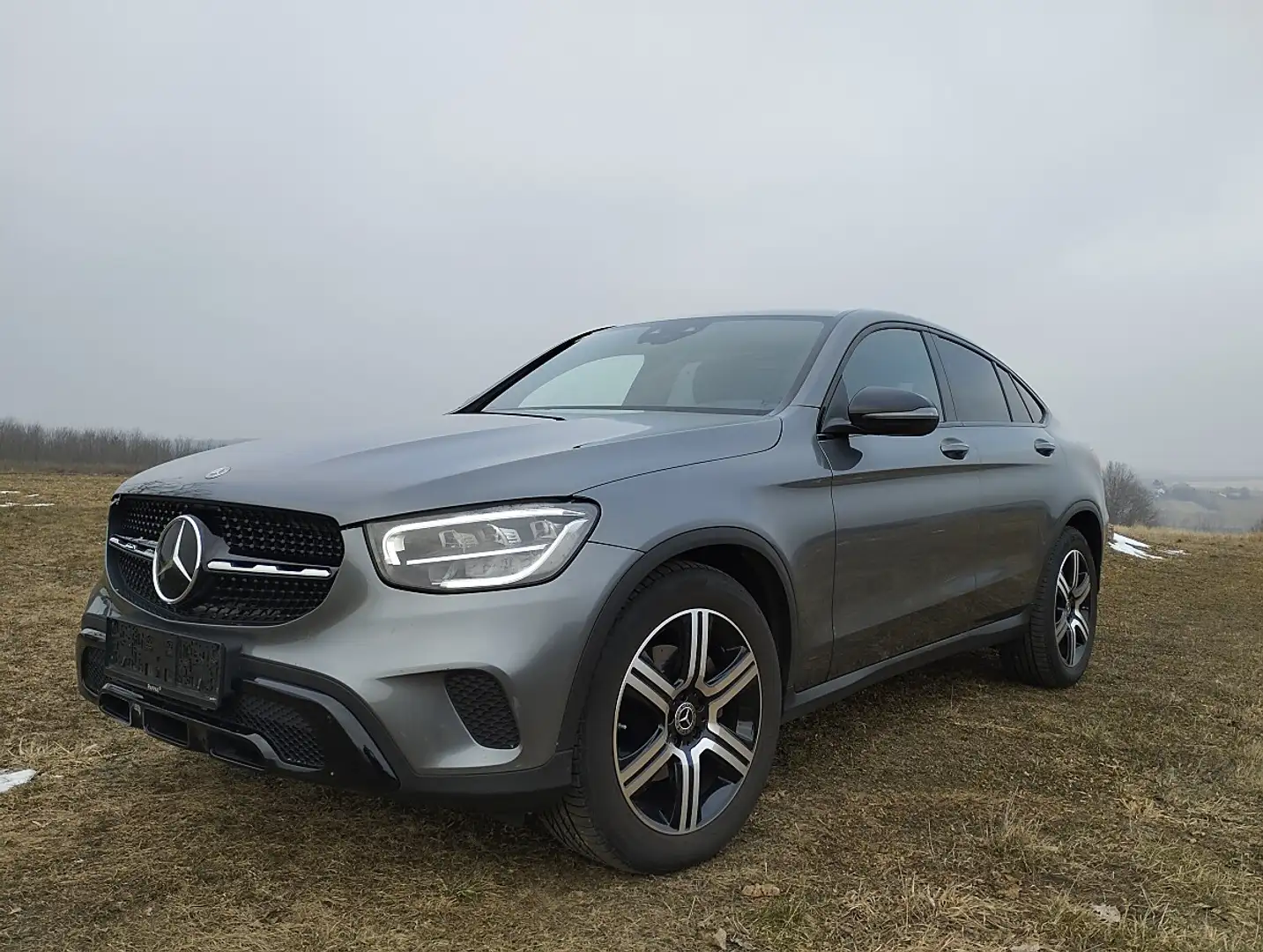 Mercedes-Benz GLC 200 d 4MATIC Aut. Coupe ACC,Head-up,Night-Paket Grau - 2