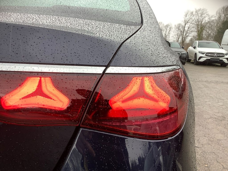 Mercedes-Benz E 200 AMG+DIGITAL+PANO+StHz+DISTR+HuD+BURMESTER — photo 10