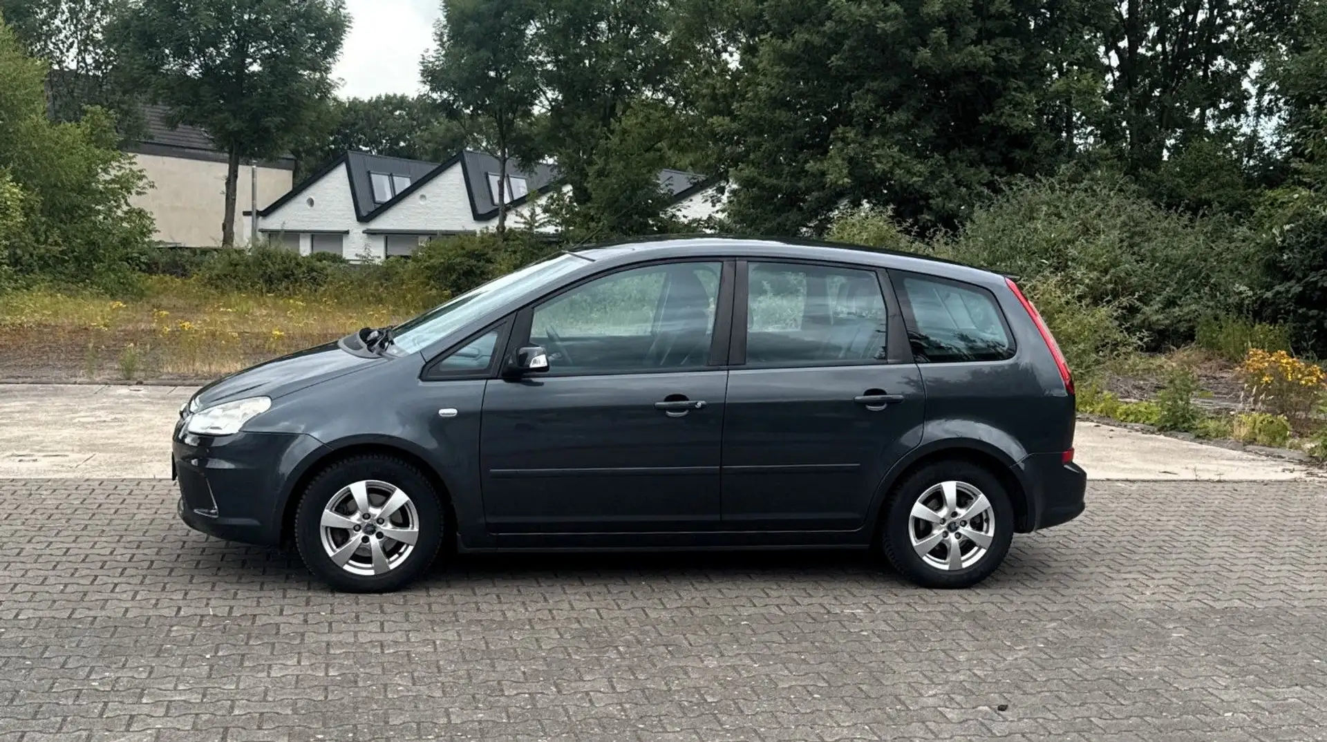 Ford C-Max C-MAX Titanium*LEDER*PDC*SHZ*TISCH*TEMPOMAT*MFL* Grau - 1