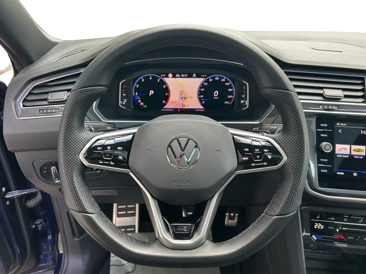 Volkswagen Tiguan Allspace 2.0 TSI DSG 4MOTION R-Line PANO* IQ.LIGHT*HEADU... 13