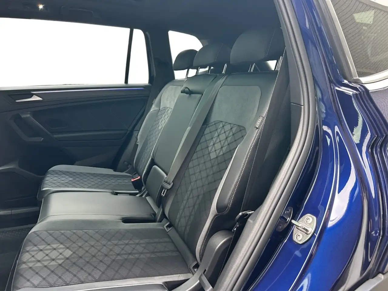 Volkswagen Tiguan Allspace 2.0 TSI DSG 4MOTION R-Line PANO* IQ.LIGHT*HEADU... 17