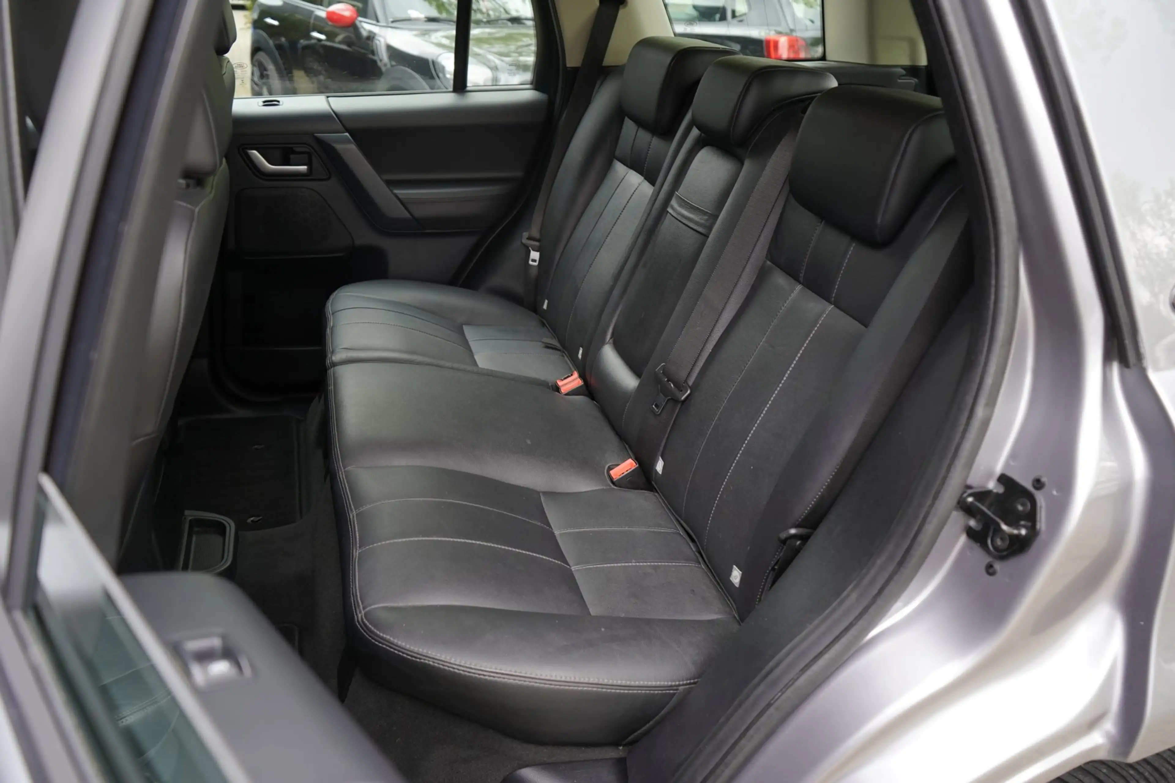 Land Rover Freelander Si4 SE 240pk Automaat 4x4, Leder, Navi — photo 17