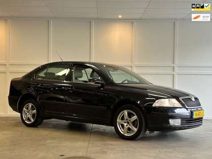 Skoda Octavia 2.0 FSI Elegance / Airco / Leer / Navi /