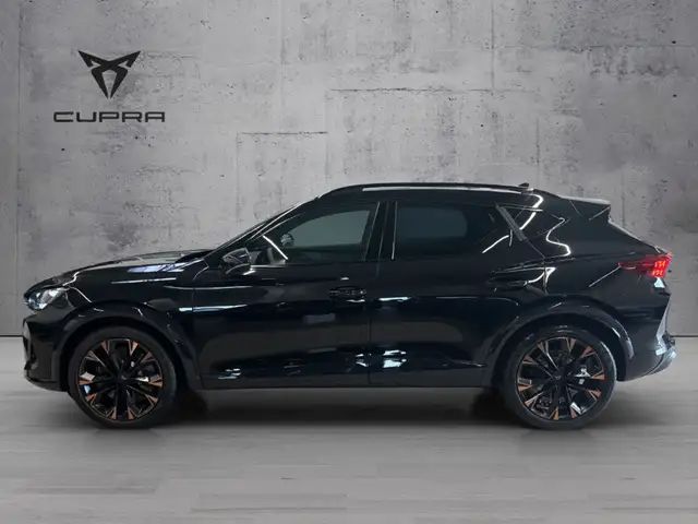 Cupra Formentor view 3