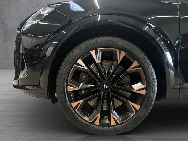 Cupra Formentor view 4