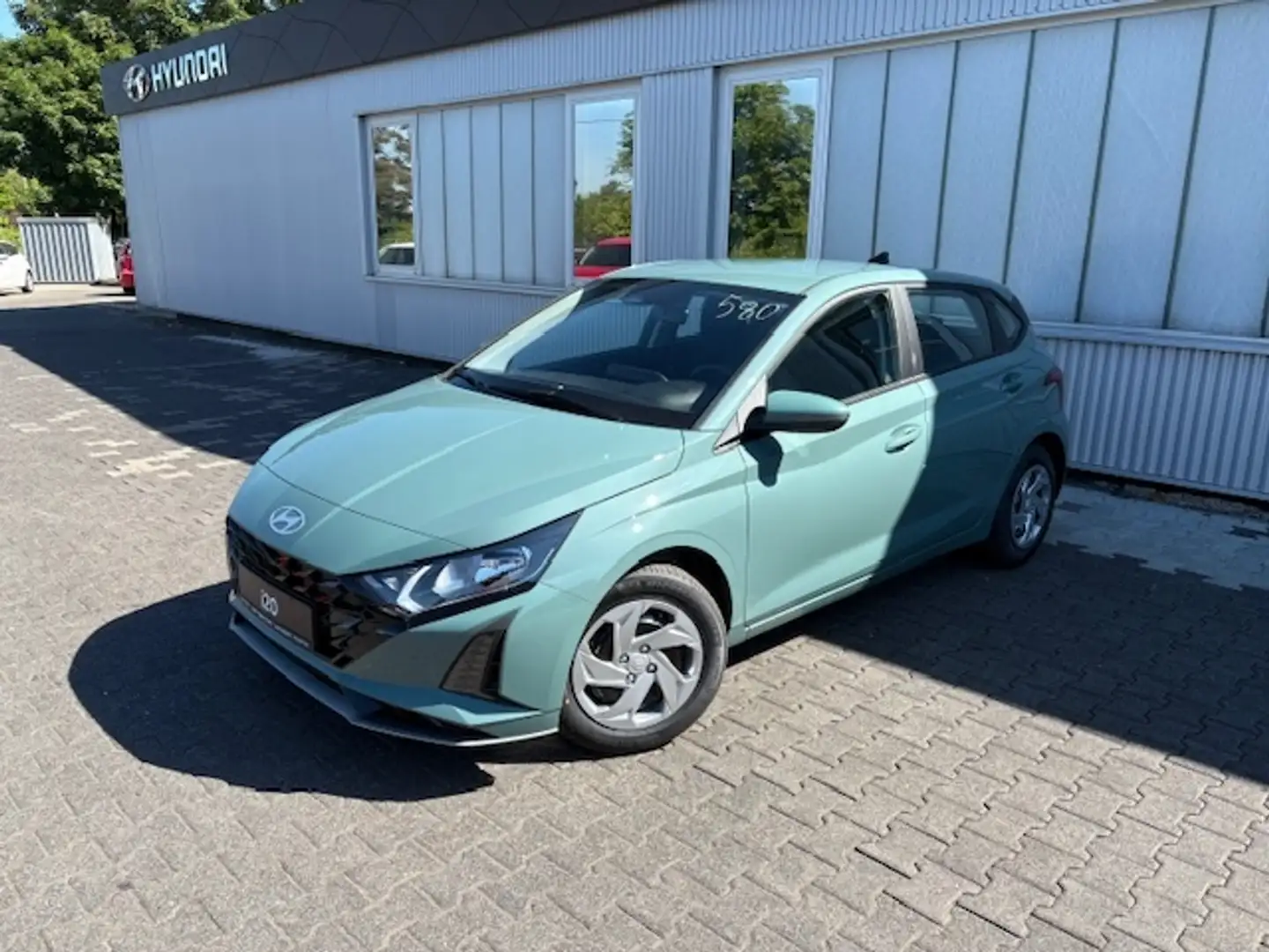 Hyundai i20 1.0 T SELECT NAVI+PDC+KAMERA+PDC+DAB Vert - 1
