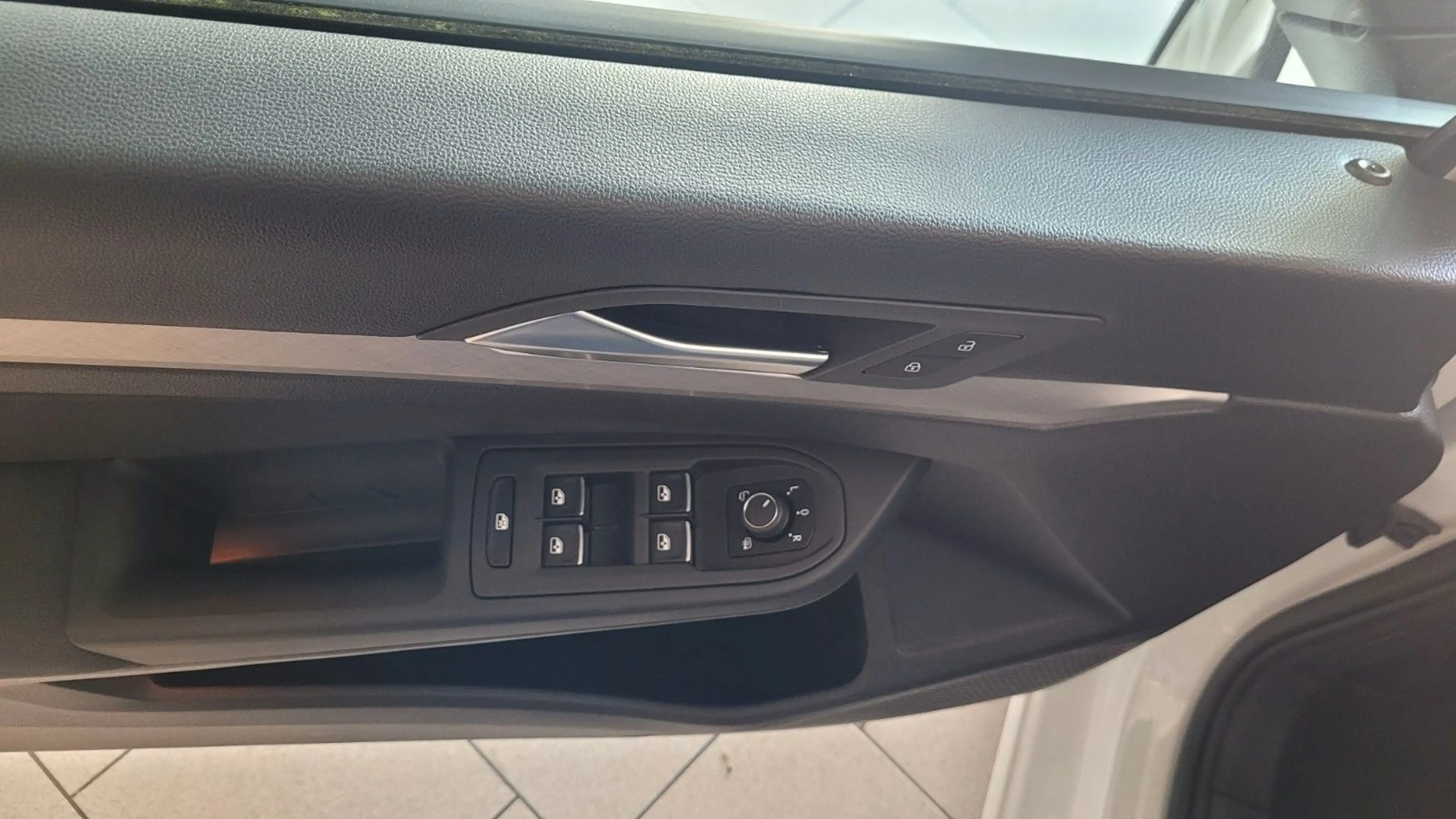 Volkswagen Golf 2.0 TDI SCR 85kW DSG Navi Alu Kamera — photo 13
