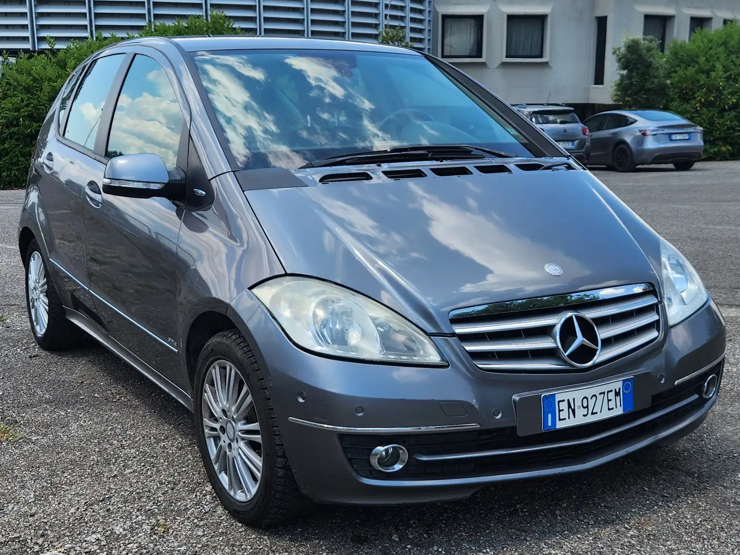 Mercedes-Benz A 180 cdi Style 5 PORTE EURO 5 CAMBIO AUTOMATICO Grigio - 1