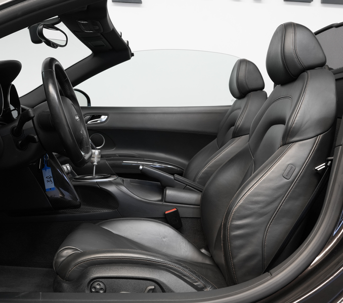 Audi R8 QUATTRO*SPYDER*NO OPF*CARBON*R.KAM*B&O* — photo 14