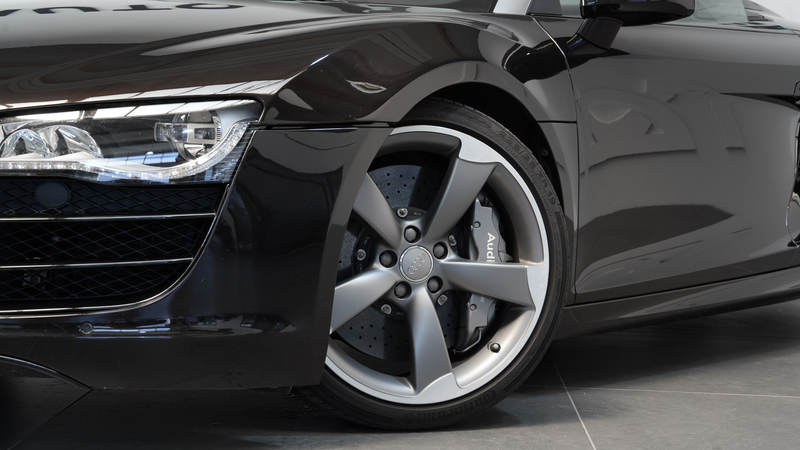 Audi R8 QUATTRO*SPYDER*NO OPF*CARBON*R.KAM*B&O* — photo 11