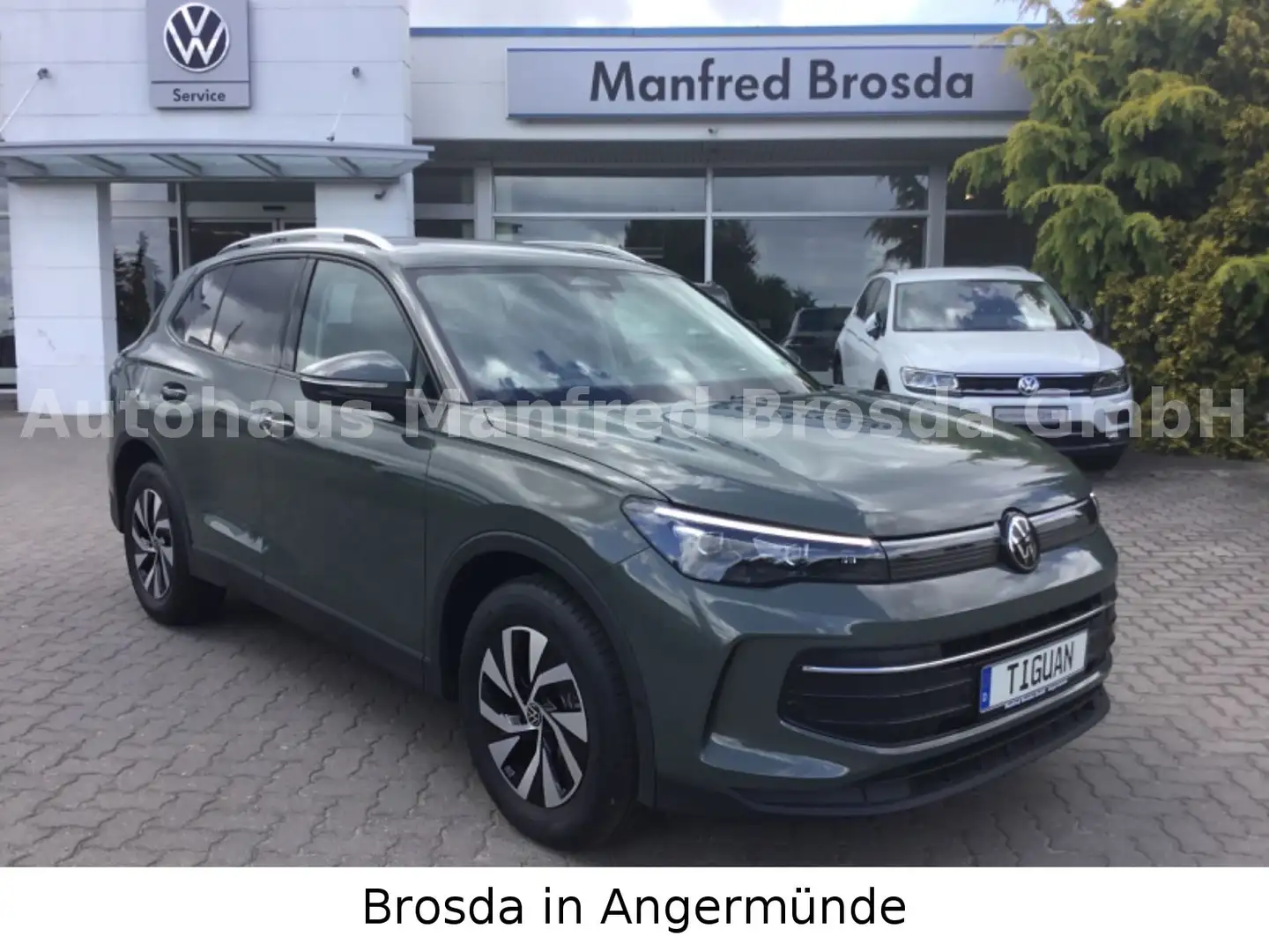 Volkswagen Tiguan 1.5 eTSI 110 kW Life mit 16% Rabatt Groen - 1