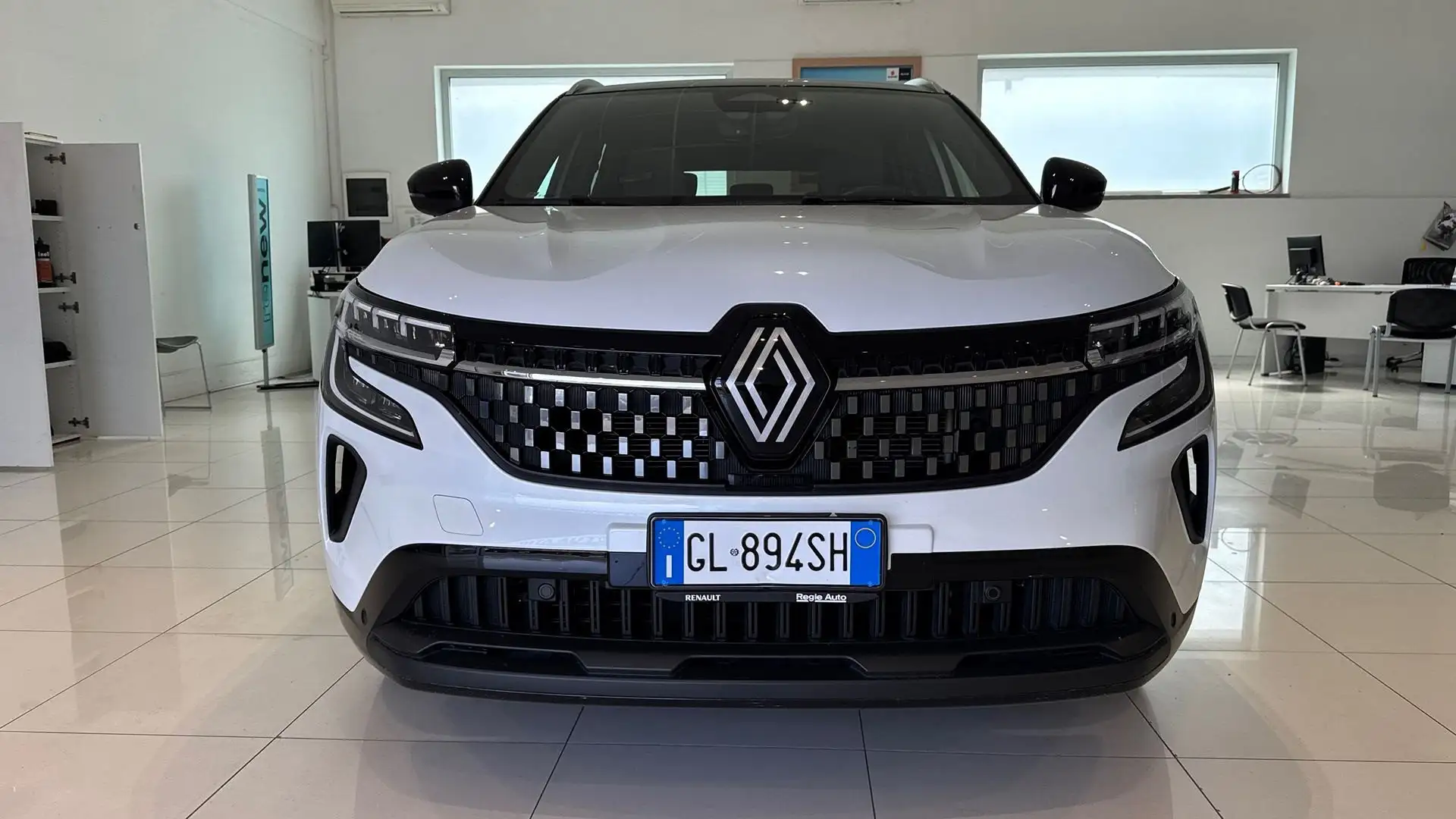 Renault Austral 1.2 E-TECH FULL HYBRID 200CV TECHNO AUTO Bianco - 2