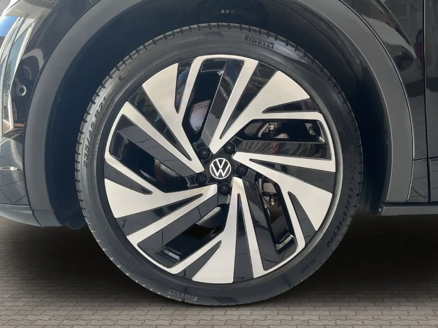 Volkswagen ID.5 Pro Performance InfotainmentPaket AHK LED Schwarz - 2